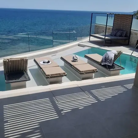 Luxury Dioskouroi Eco Pool & Jacuzzi Villa
