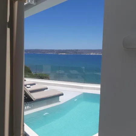 Luxury Dioskouroi Eco Pool & Jacuzzi Villa